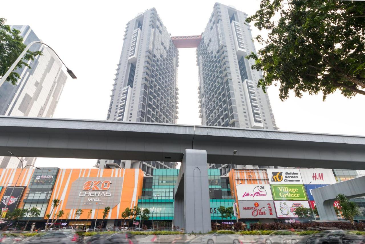 Eko Cheras Premium Suite Kuala Lumpur Exterior photo